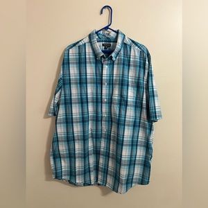 Men’s plaid shirt